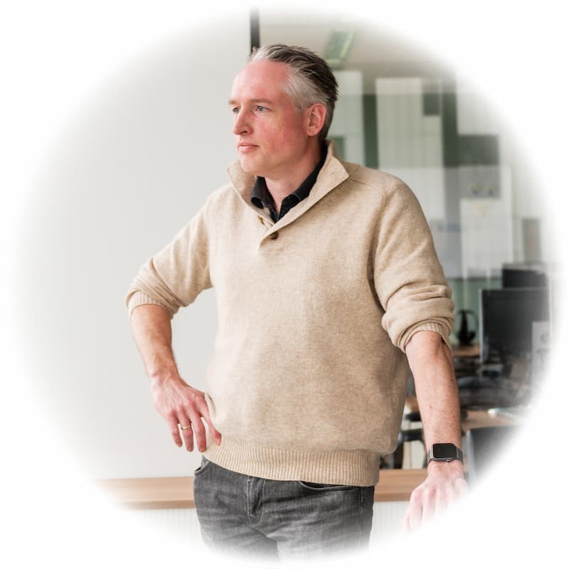 Thijs Kuperus vertelt over de SoftTech-helpdesk Thijs Kuperus legt uit hoe SoftTech met kleine IT-storingen omgaat